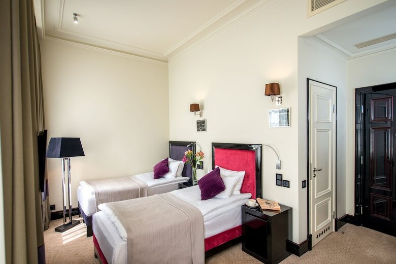 Astoria Hotel