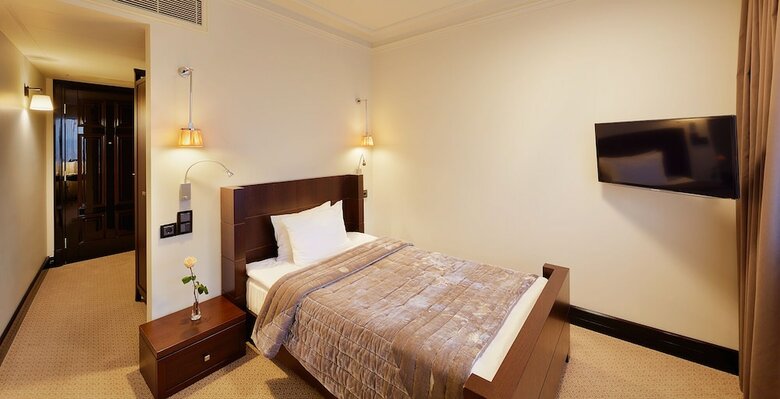 Astoria Hotel