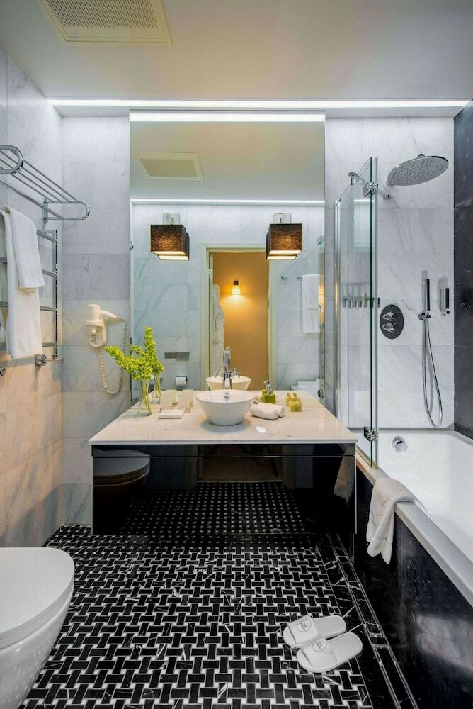 Astoria Hotel