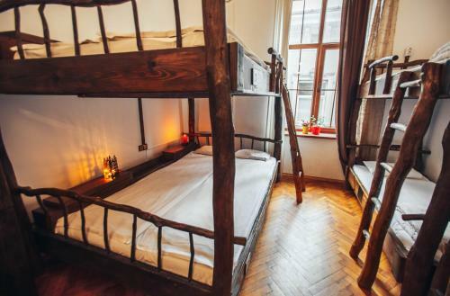 Ghostel - Medieval Hostel