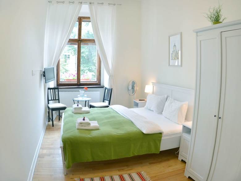Hotel On The Square Guesthouse