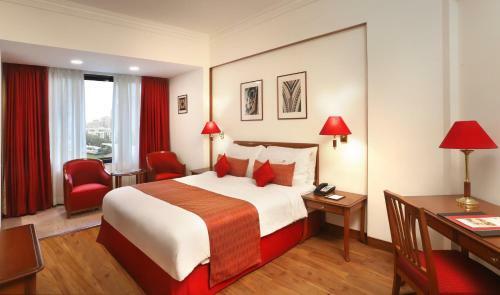 Hotel The Ambassador