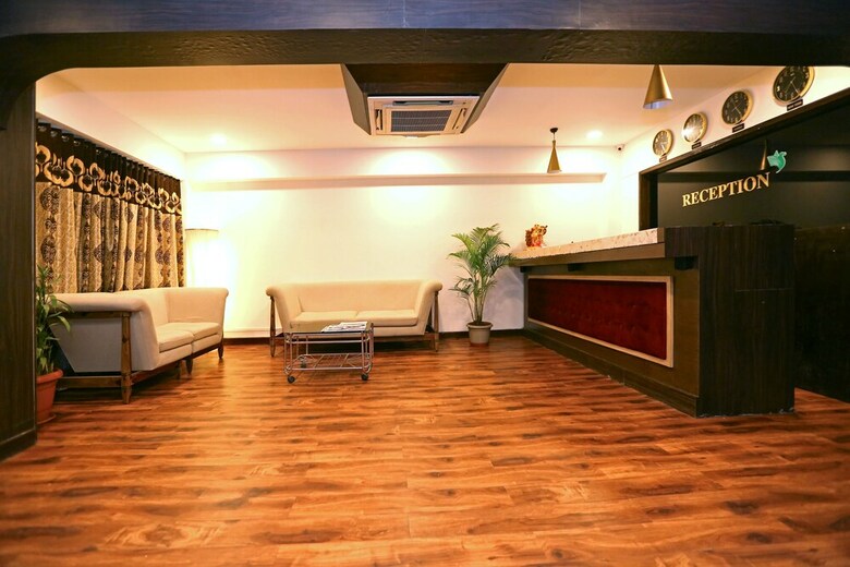 Hotel Shantiidoot