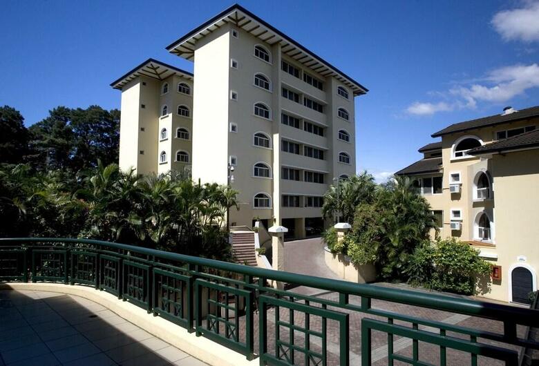 Hotel Apartotel & Suites Villas Del R�o