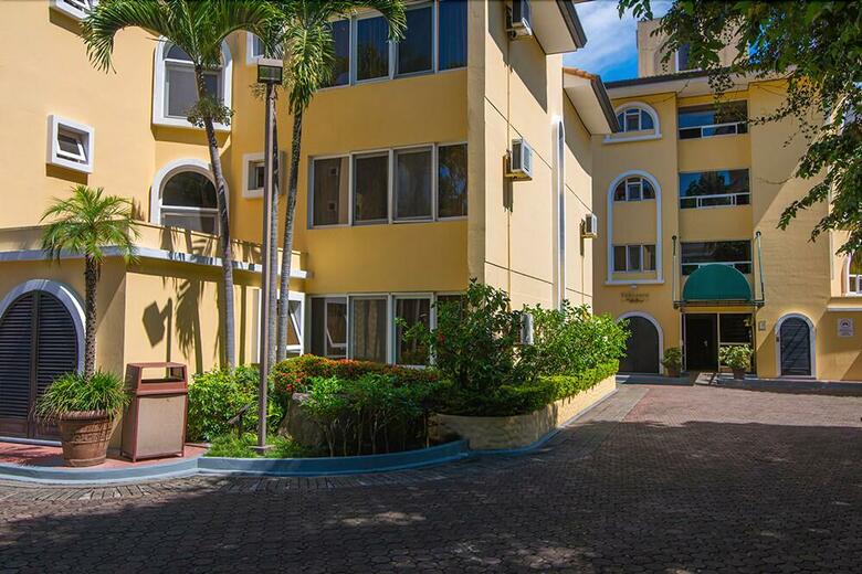 Hotel Apartotel & Suites Villas Del R�o