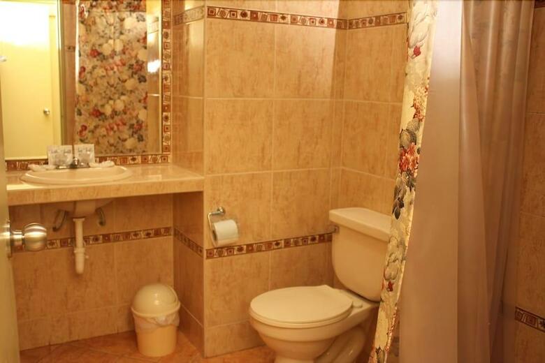 Hotel Suites Larco 656