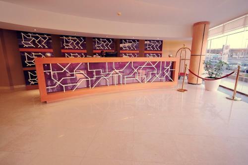Apartamento Meraa Suites