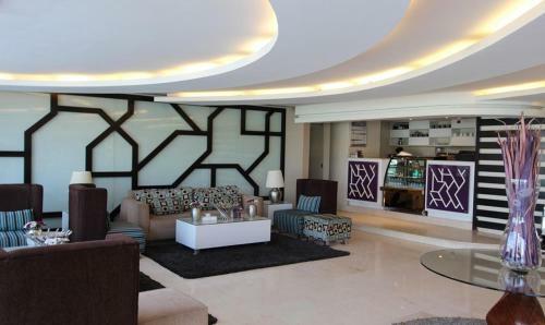 Apartamento Meraa Suites