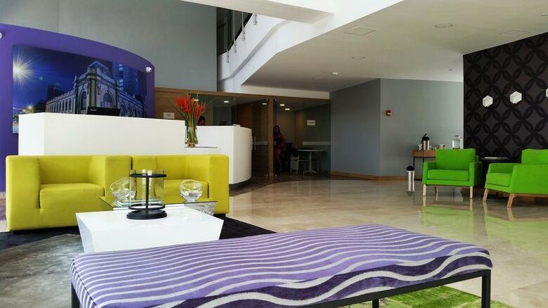 Hotel La Quinta By Wyndham Medellin