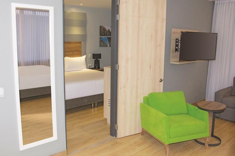 Hotel La Quinta By Wyndham Medellin