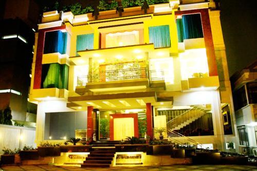 Sahati Hotel