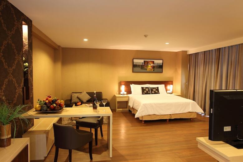 Hotel Avissa Suites