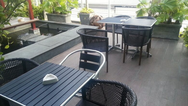 Hotel Avissa Suites