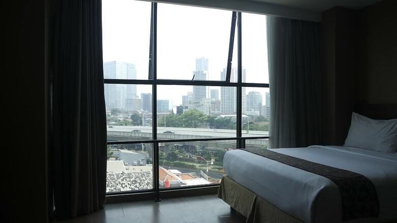 Hotel Avissa Suites