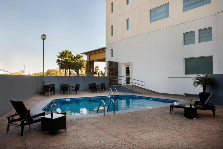 Hotel Hampton Inn By Hilton Silao Aeropuerto