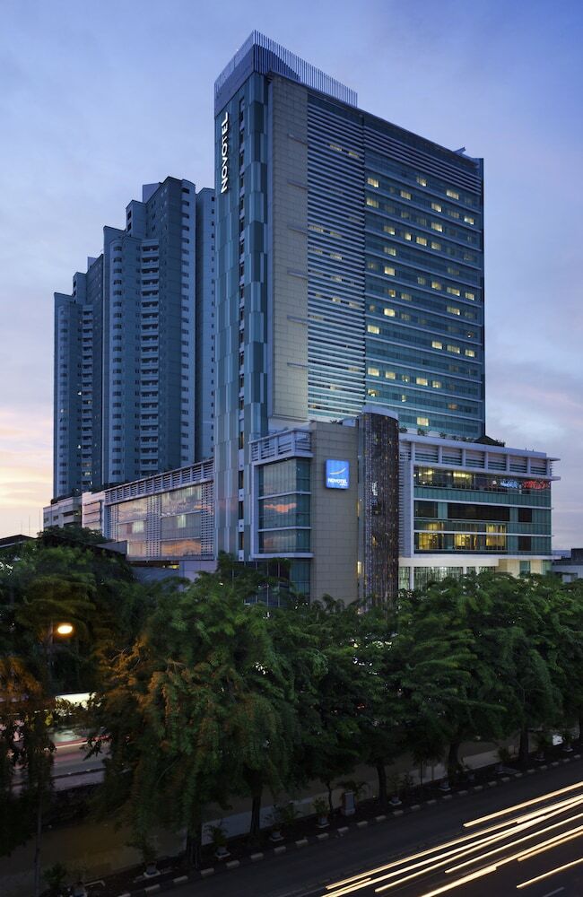 Hotel Novotel Jakarta Gajah Mada