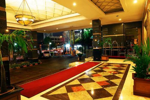 Hotel Mega Anggrek