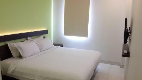 V Hotel Jakarta
