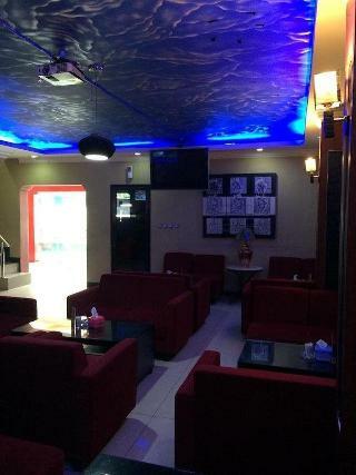 Hollywood Hotel