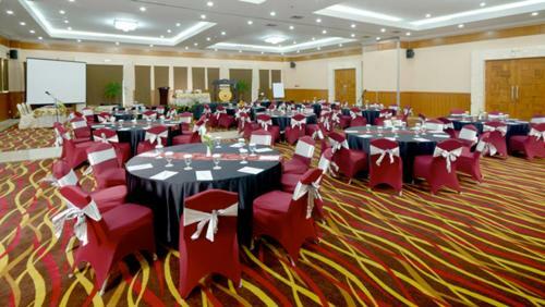 Grand Cempaka Hotel
