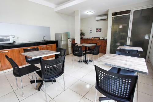 Hotel Legreen Suite Tondano