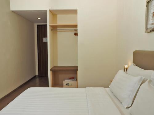 D'primahotel Mangga Dua 2
