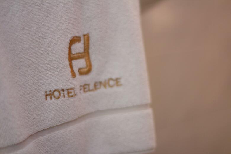 Hotel Felence