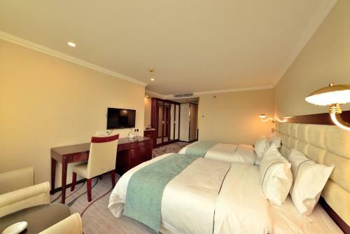 Guangzhou Bailing Hotel
