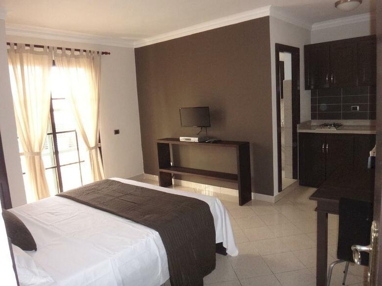 Hotel Ocean Breeze Estudios