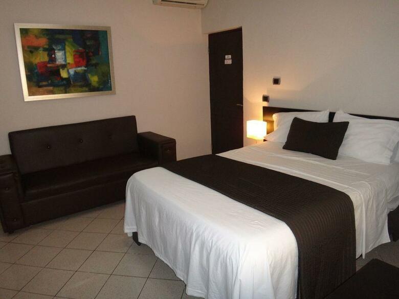 Hotel Ocean Breeze Estudios
