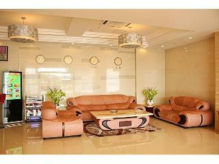 Oasis Hotel