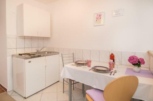 Hostal Apartments Darrer