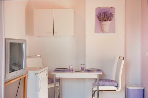Hostal Apartments Darrer