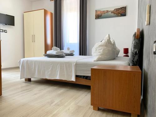 Hostal Rooms Valentino
