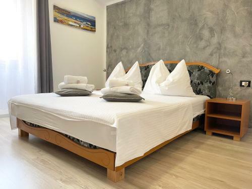Hostal Rooms Valentino