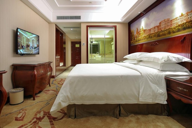 Vienna Hotel Banxuegang Road