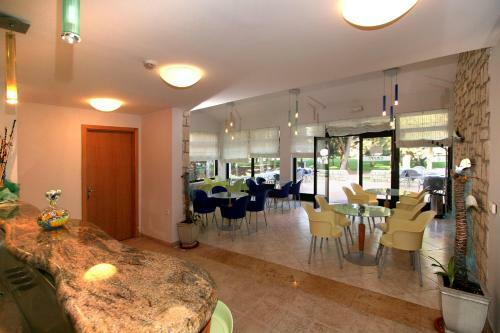 Hotel Flores