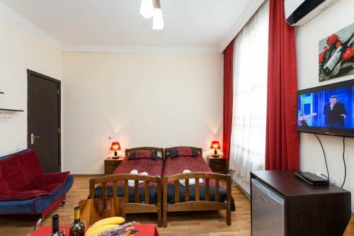 Hostal Gis Guest House