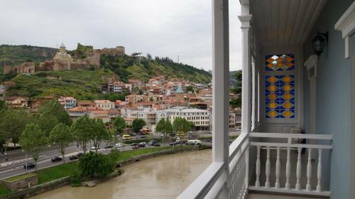 Hotel Metekhi Side
