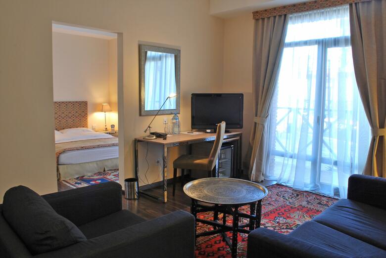 Betsy's Hotel