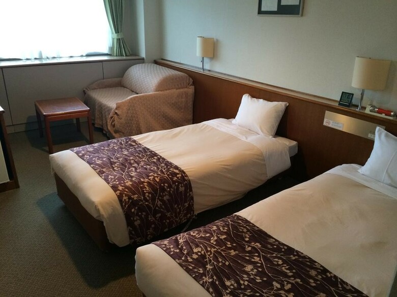 The Palace Side Hotel