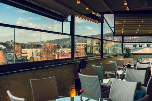 River Side Hotel
