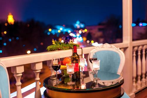 River Side Hotel