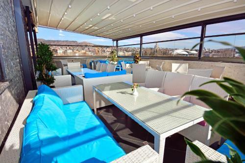 River Side Hotel