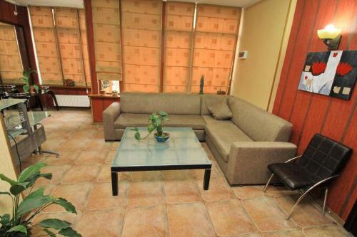 Posada Almeto Hotel