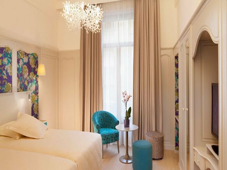 Hotel Univers
