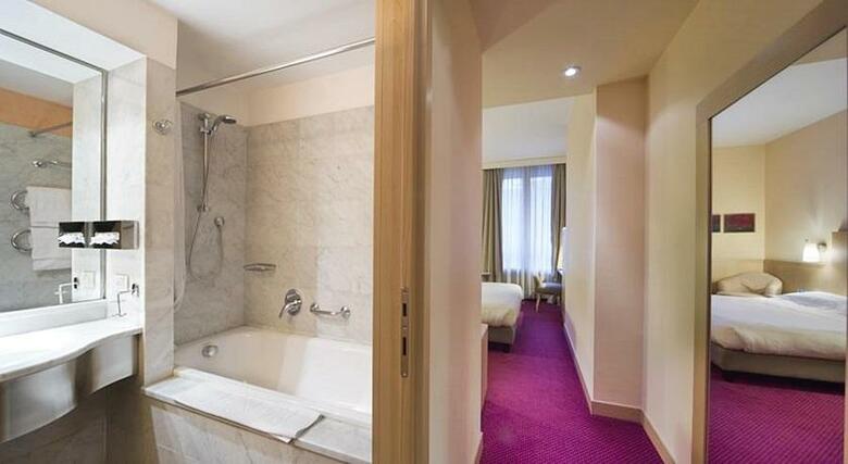 Hotel UNA Tocq