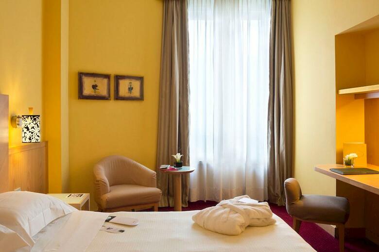 Hotel UNA Tocq