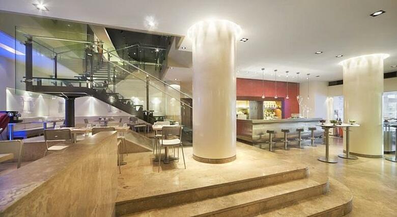 Hotel UNA Tocq