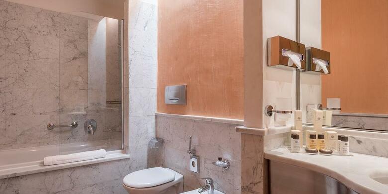 Hotel UNA Tocq